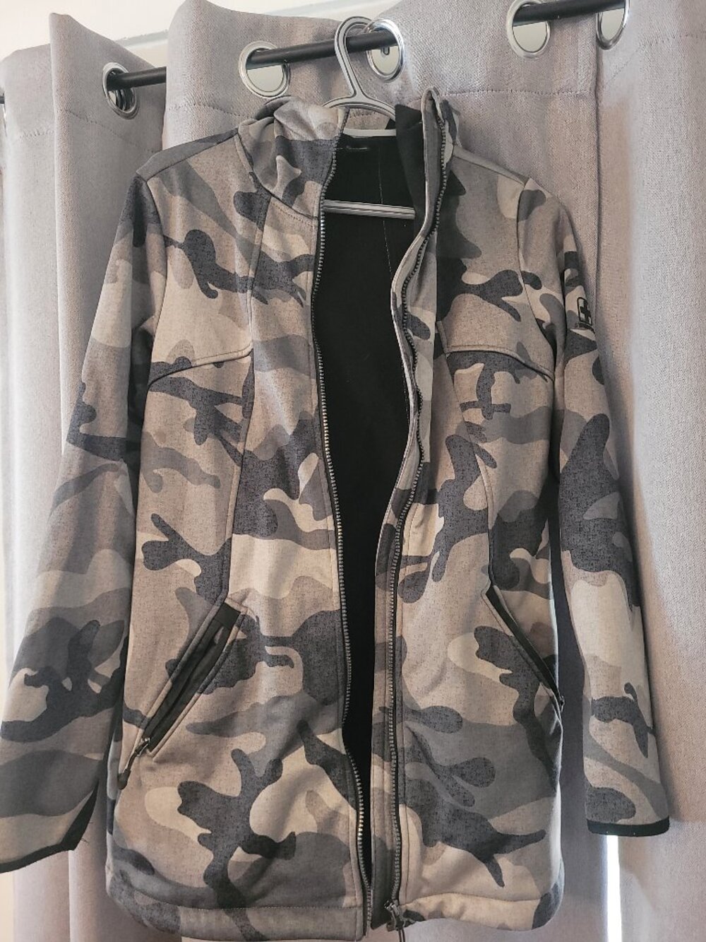 Spring jacket